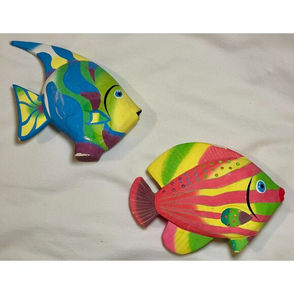 2 Vintage Hand-Painted Whimsical Bright Tropical Paper Resin Fish Figurines - Picture 5 of 7